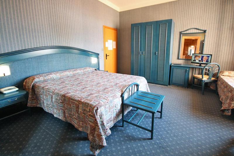 Hotel Kristina Imperia Eksteriør bilde